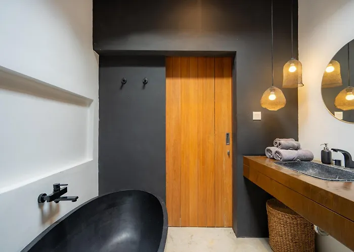 Zazen 2 By Betterplace Villa *